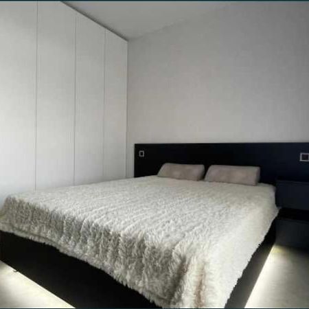 Lux 1-Bedroom Most City Center Area Dnipro Exterior photo